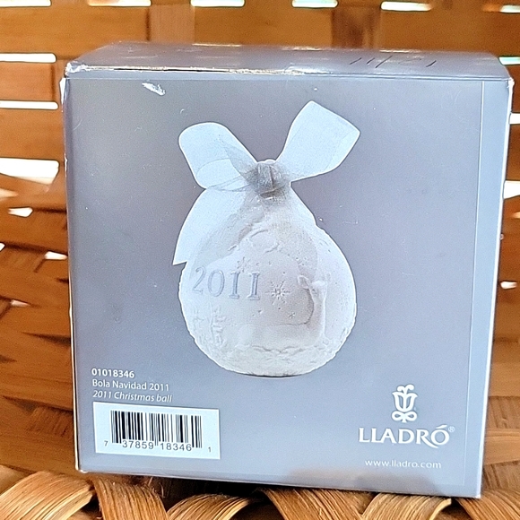2011 LLADRO CHRISTMAS 🎄 BALL ORNAMENT - Picture 6 of 6